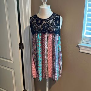 Grace & Lace sleeveless blouse